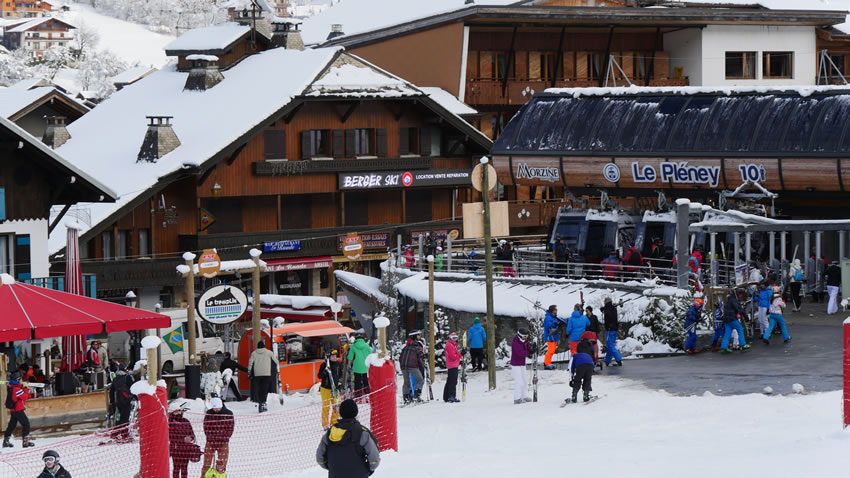 Magasin de location et vente de ski à Morzine. Bergerski