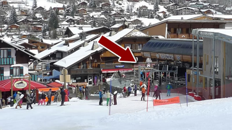 Magasin situé au pied de la télécabine du Pleney